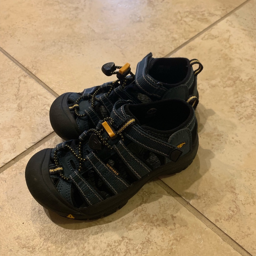 Navy Keen’s